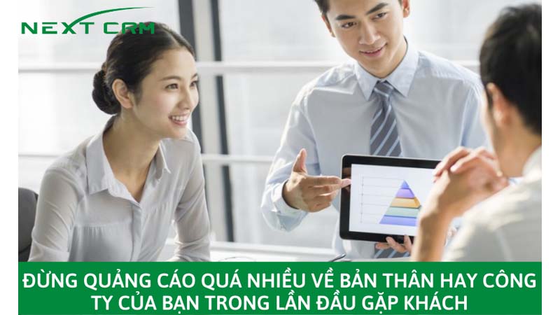 Làm thế nào để tiếp cận khách hàng một cách khéo léo?